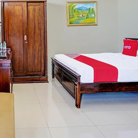 Oyo 91587 Griya Buah De5 Syariah Hotel Sidoarjo Exterior foto